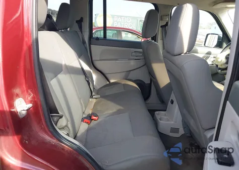 2008 Jeep Liberty Sport из США, поврежденный, VIN 1J8GN28K58W202092